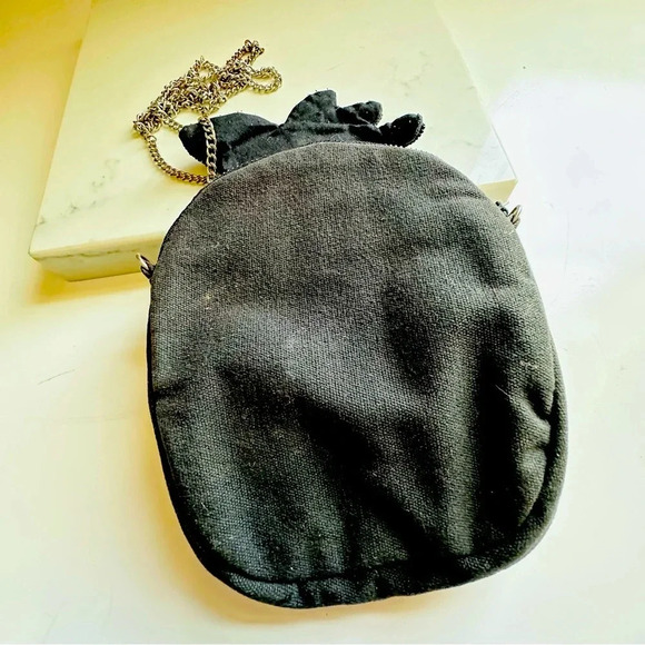 Circus by Sam Edelman Velma Beaded Pineapple Shape Hearts Chain Crossbody Purse - Picture 6 of 8